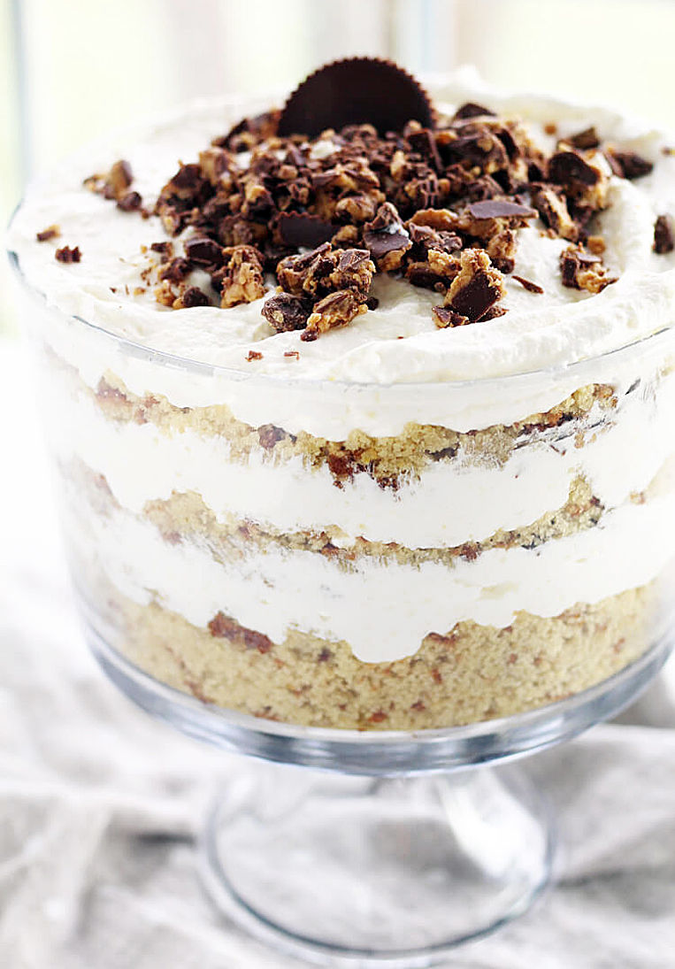 3-20 Peanut Butter Cup Punch Bowl Cake.jpg
